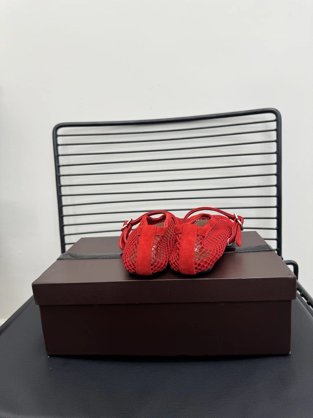 ALAIA Flats Cashmere Sheepskin Red EU35-39 B40202609110486 - Image 3