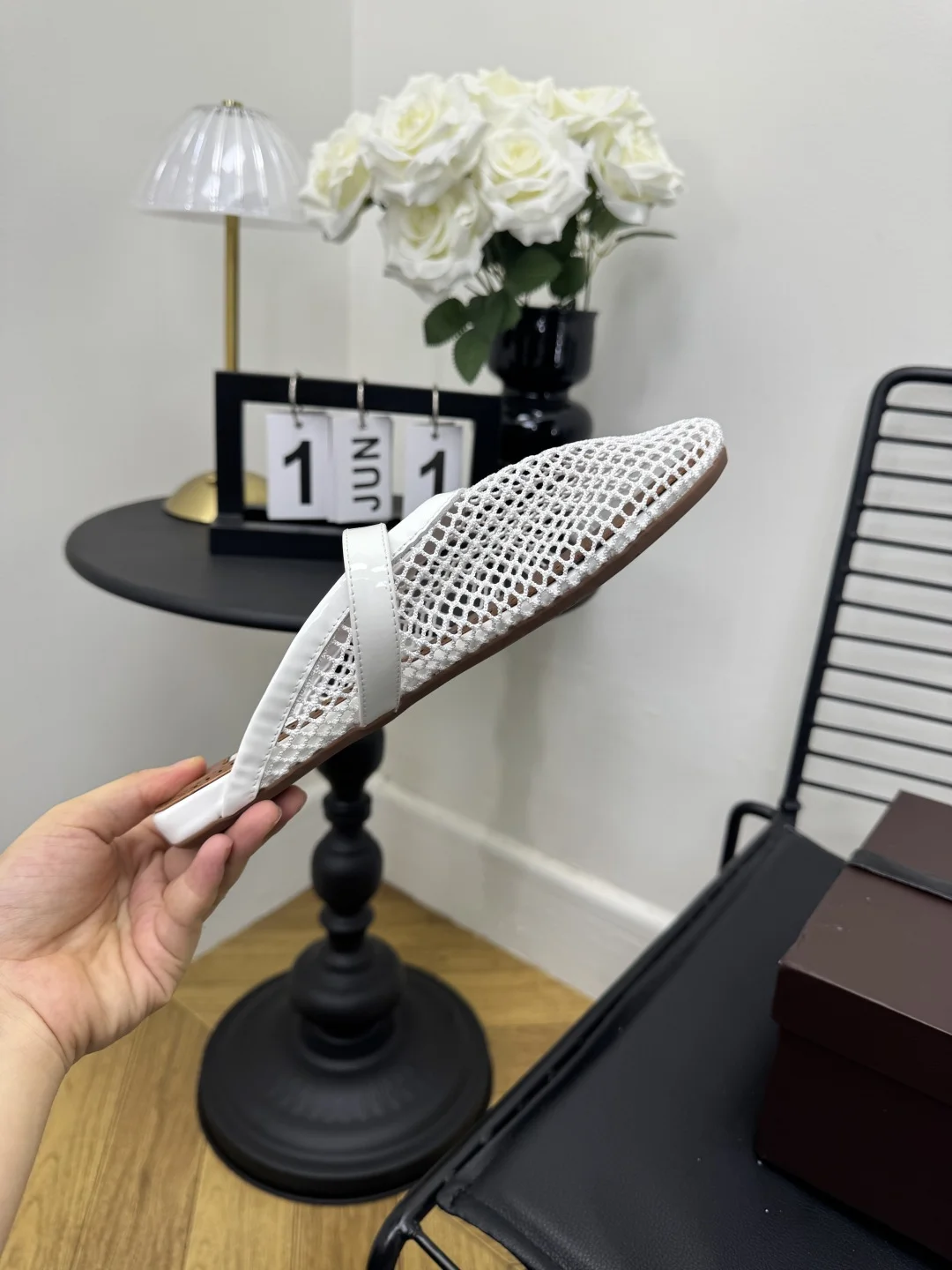 ALAIA Flats Cashmere Sheepskin White-Brown EU35-42 B20202609110481 - Image 3