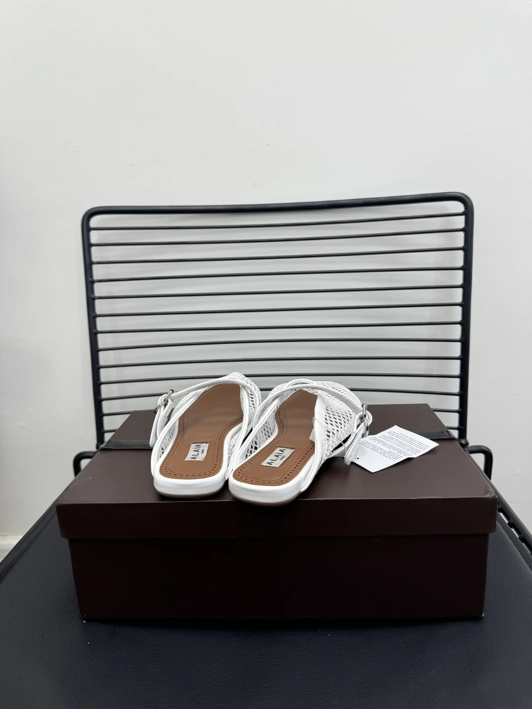 ALAIA Flats Cashmere Sheepskin White-Brown EU35-42 B20202609110481 - Image 5