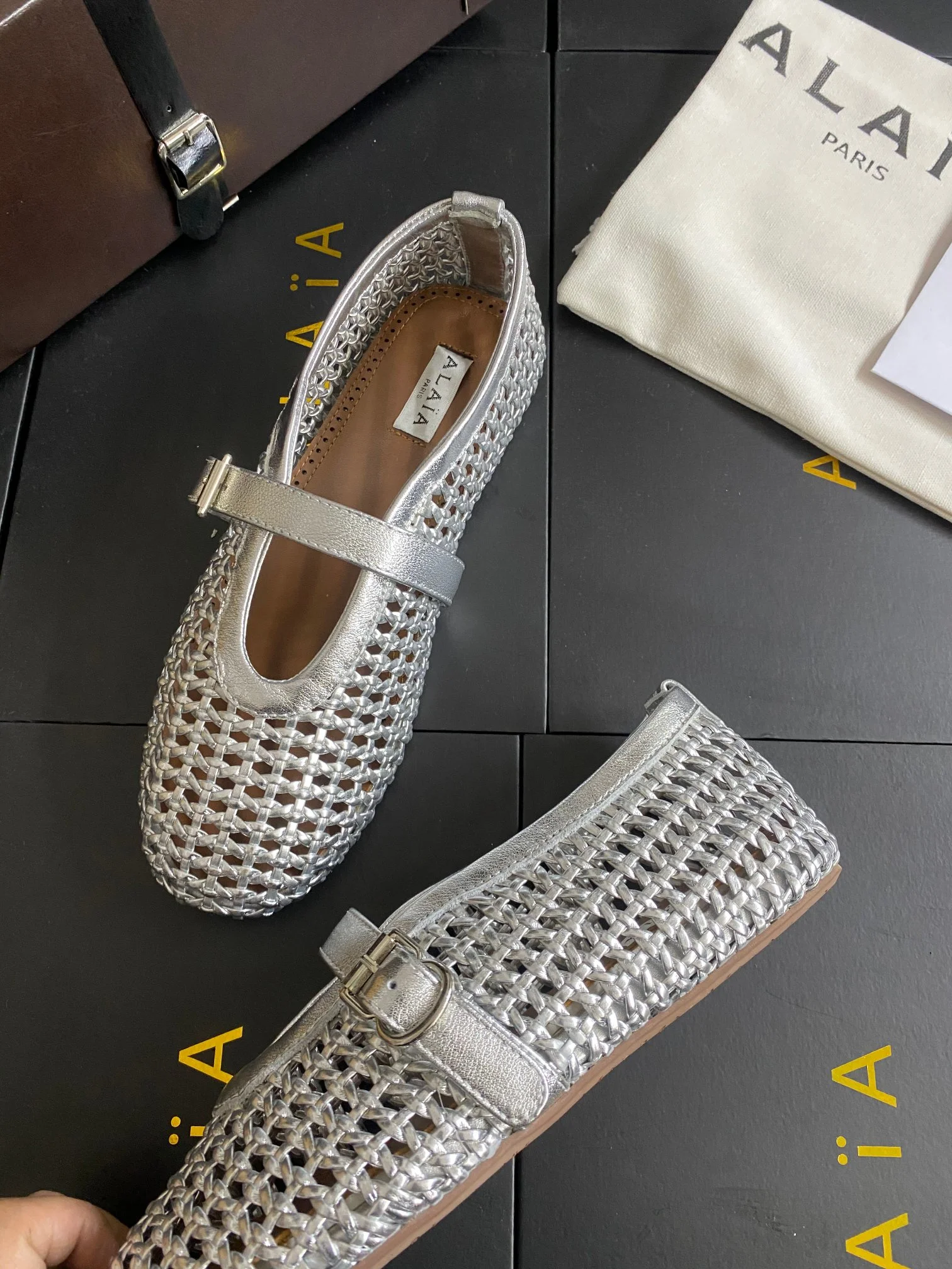ALAIA Flats Cowhide Leather Silver-Brown EU35-41 B60202609110448 - Image 4