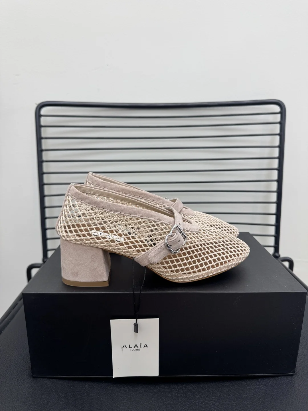 ALAIA Flats Mesh Suede Beige-Pink EU35-41 B50202609110477 - Image 9