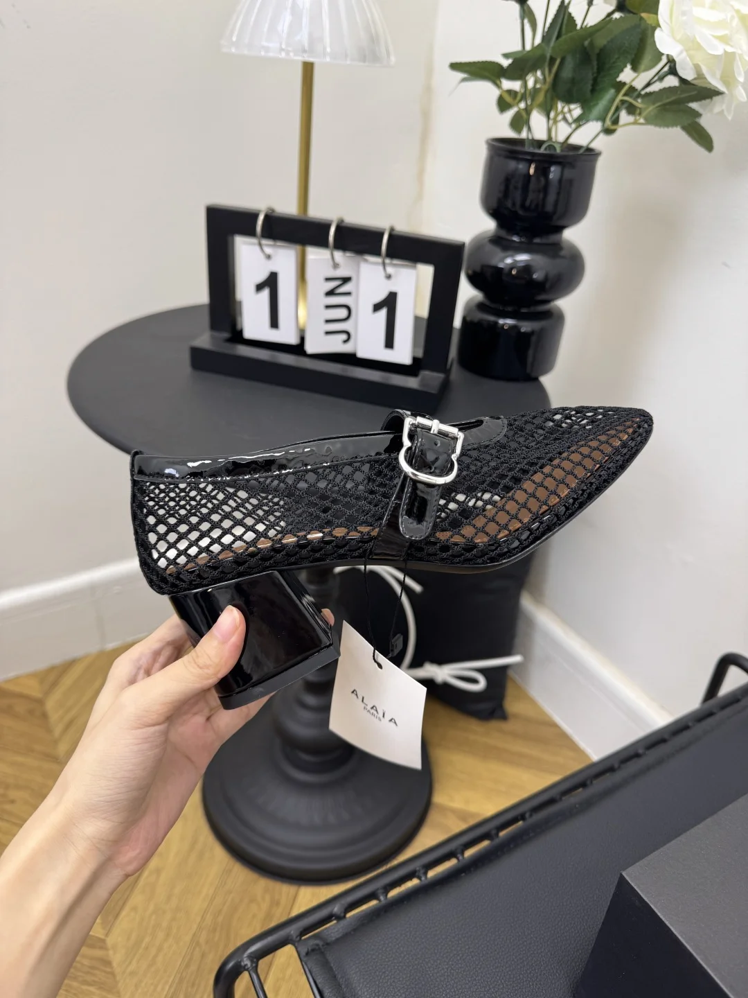 ALAIA Flats Mesh Suede Black-Brown EU35-41 B50202609110480 - Image 5