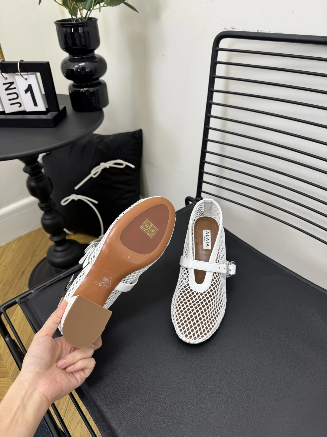 ALAIA Flats Mesh Suede White-Brown EU35-41 B50202609110479 - Image 2