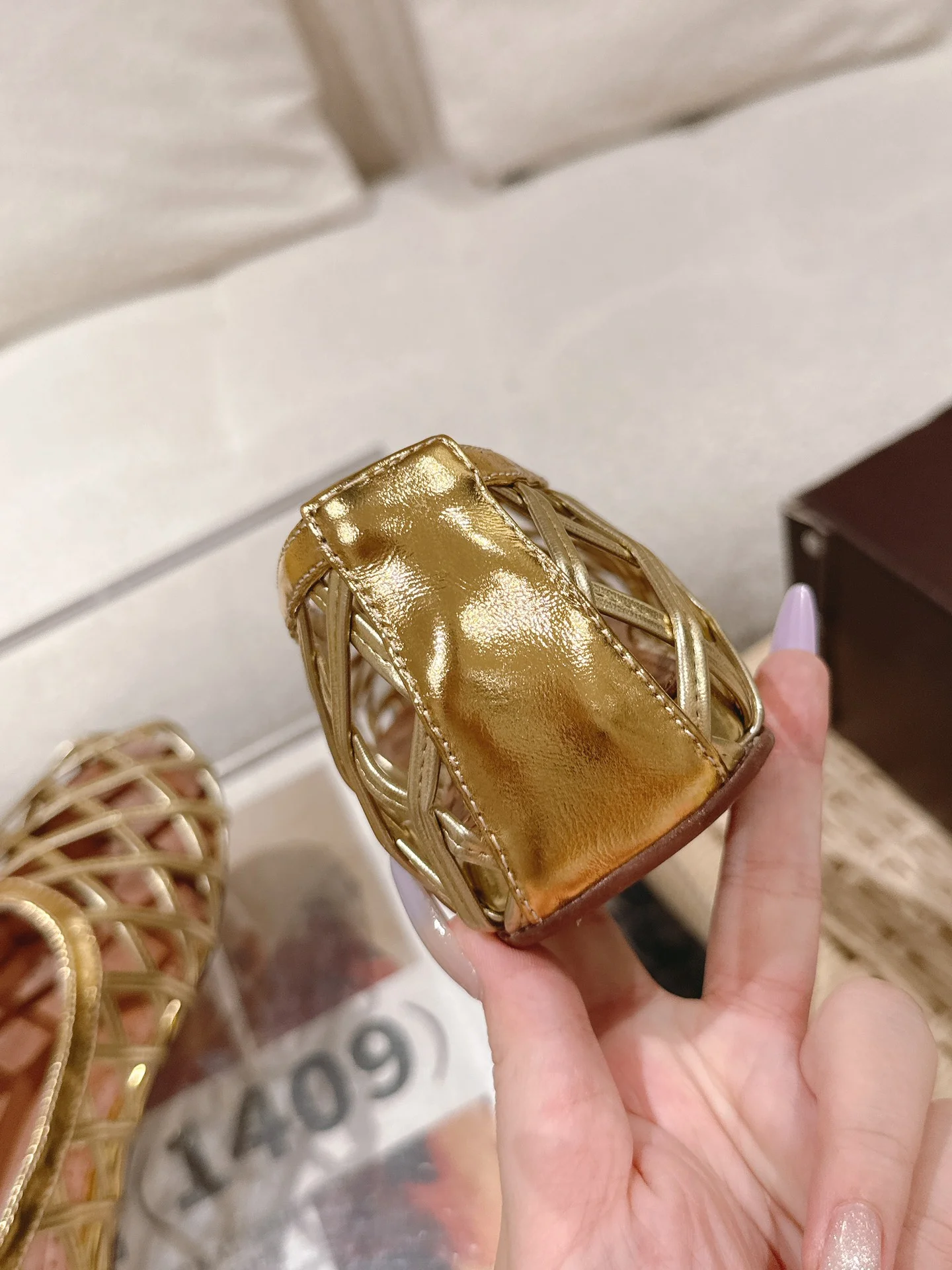 ALAIA Flats Patent Leather Gold EU35-40 B70202609110452 - Image 6