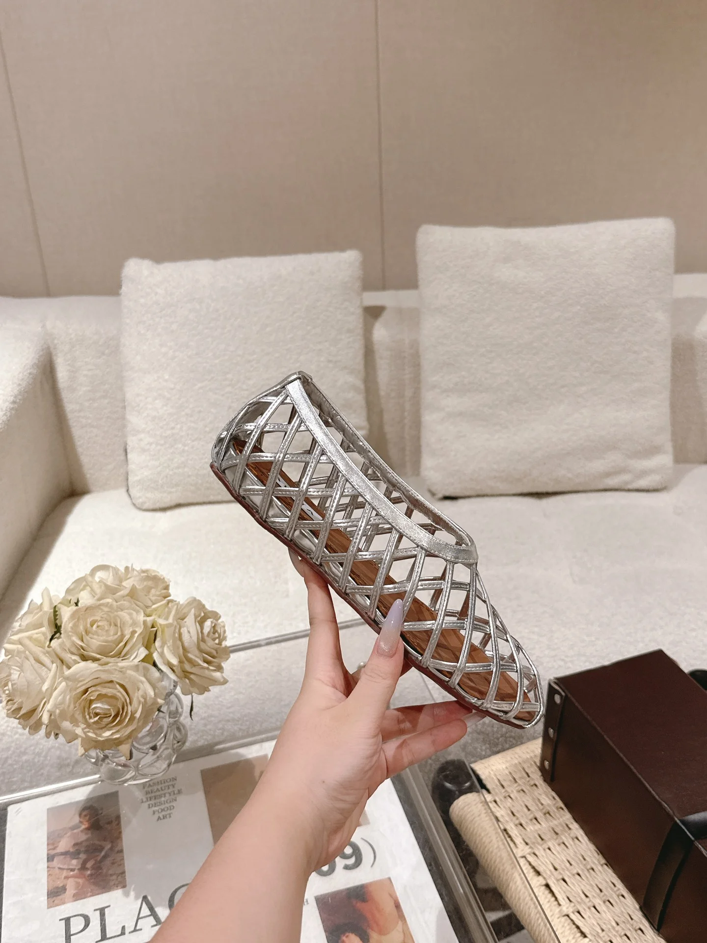 ALAIA Flats Patent Leather Silver EU35-40 B70202609110451