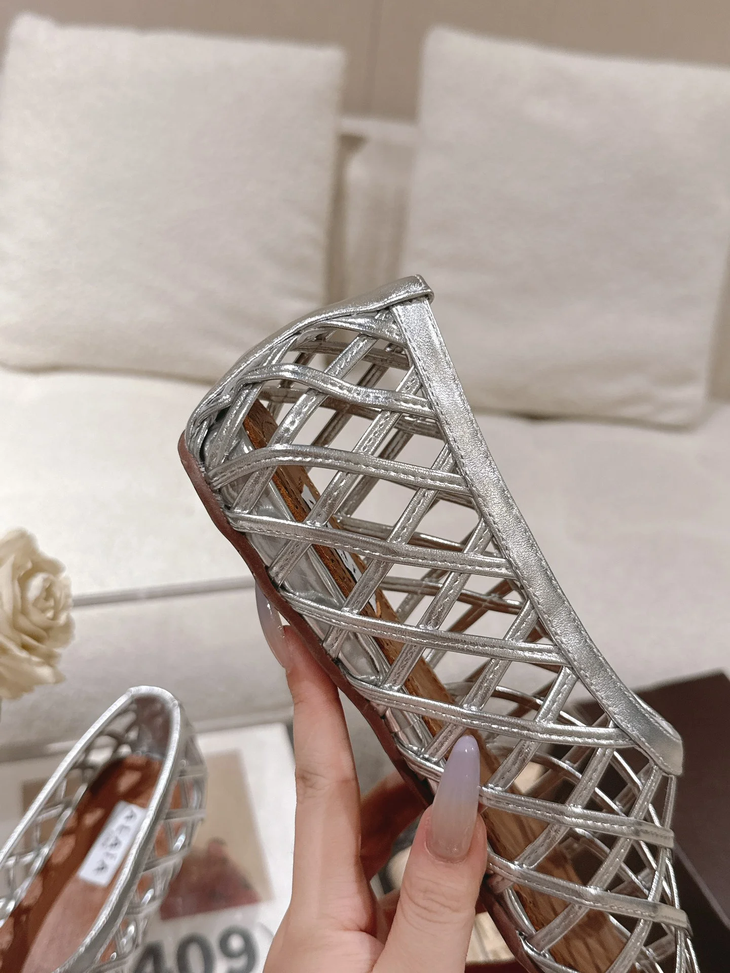 ALAIA Flats Patent Leather Silver EU35-40 B70202609110451 - Image 8