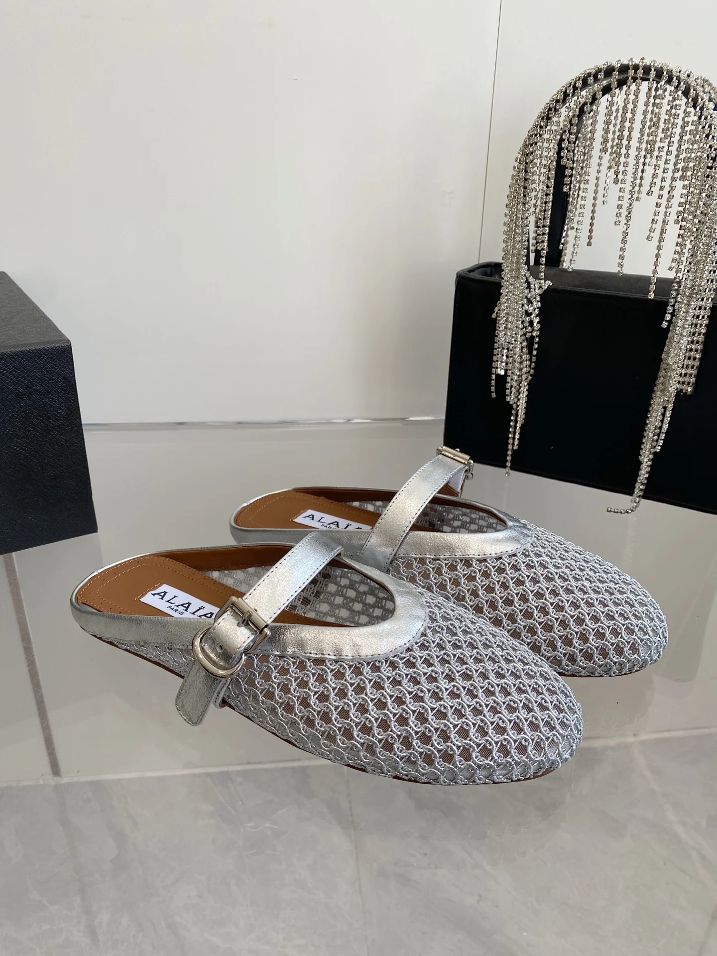 ALAIA Flats Woven Fabric Lambskin Silver EU35-39 B10202609110499 - Image 3
