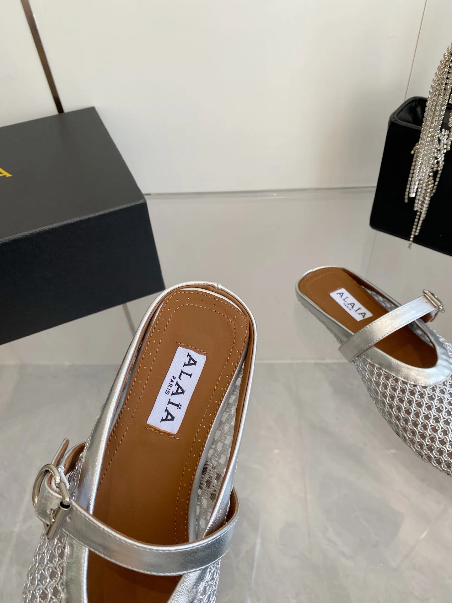 ALAIA Flats Woven Fabric Lambskin Silver EU35-39 B10202609110499 - Image 5