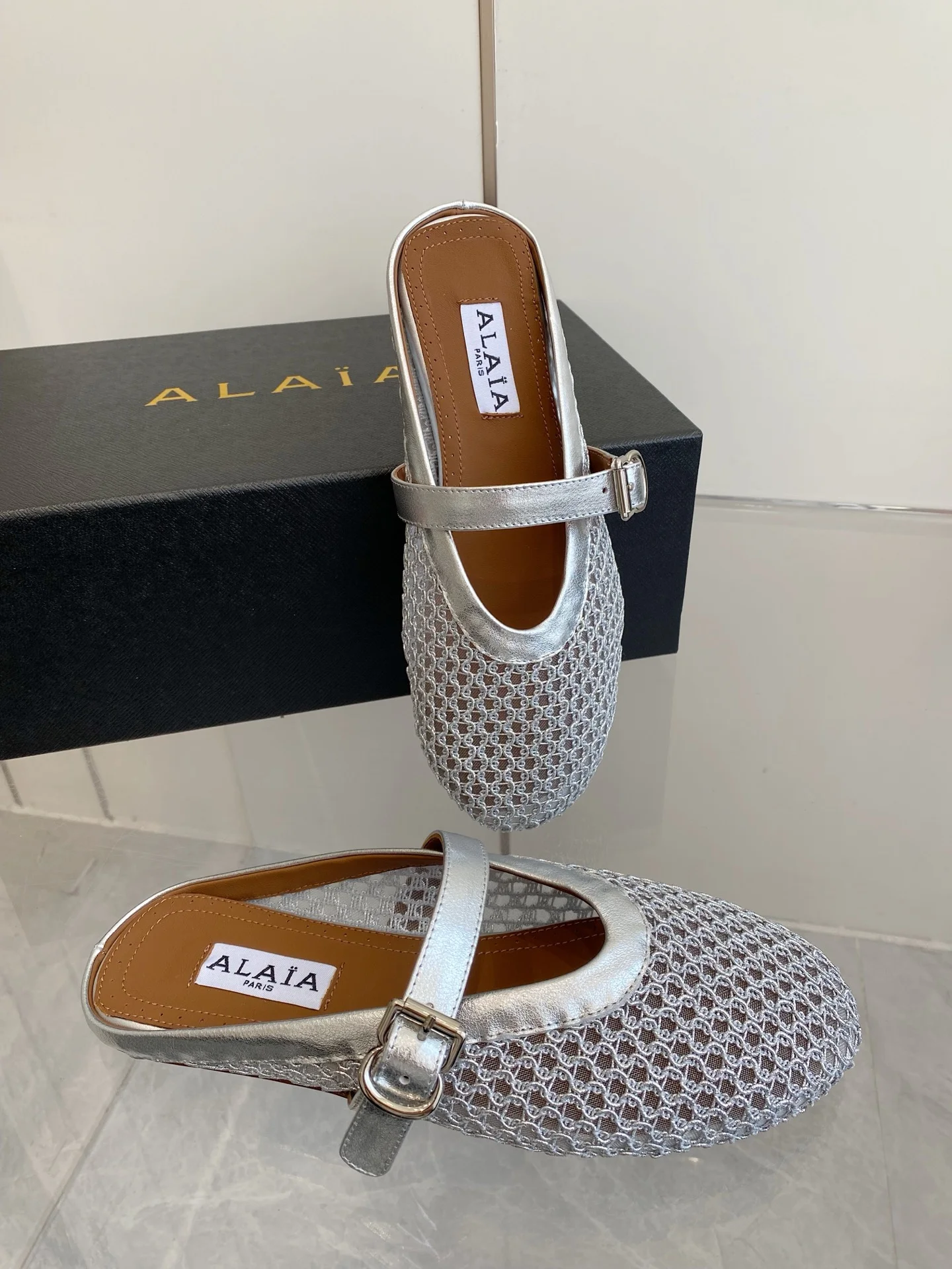 ALAIA Flats Woven Fabric Lambskin Silver EU35-39 B10202609110499 - Image 7