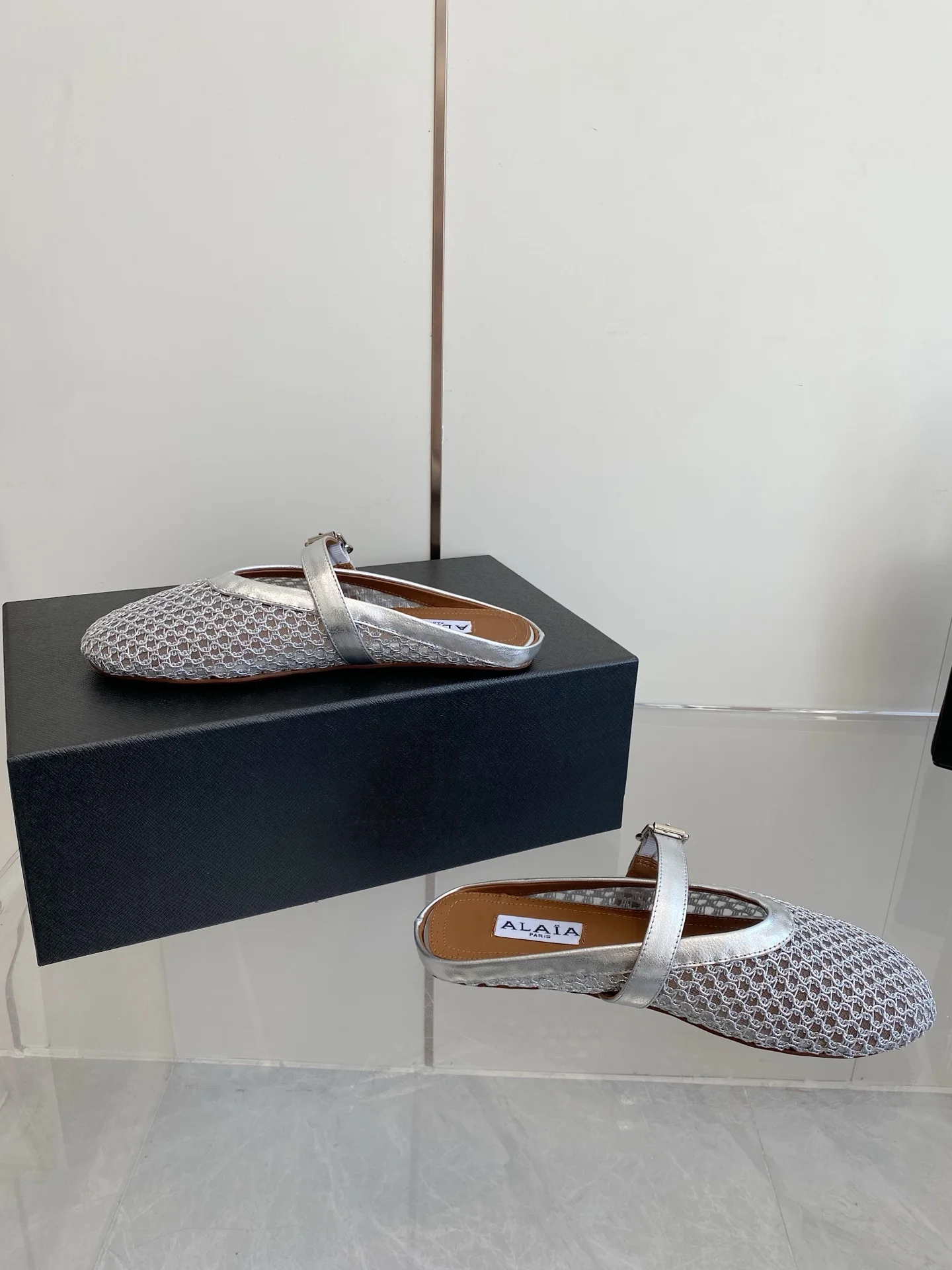 ALAIA Flats Woven Fabric Lambskin Silver EU35-39 B10202609110499 - Image 8