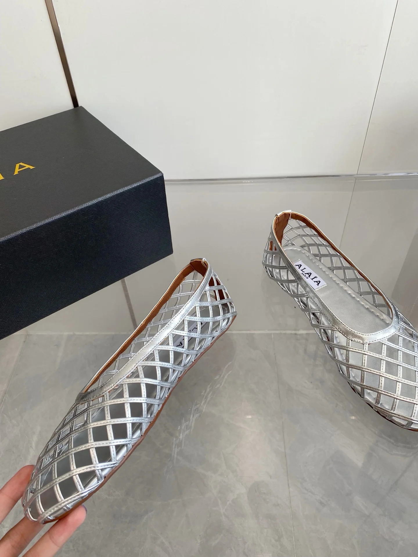 ALAIA Flats Woven Fabric Silver-Brown EU35-41 D1202609110502 - Image 4