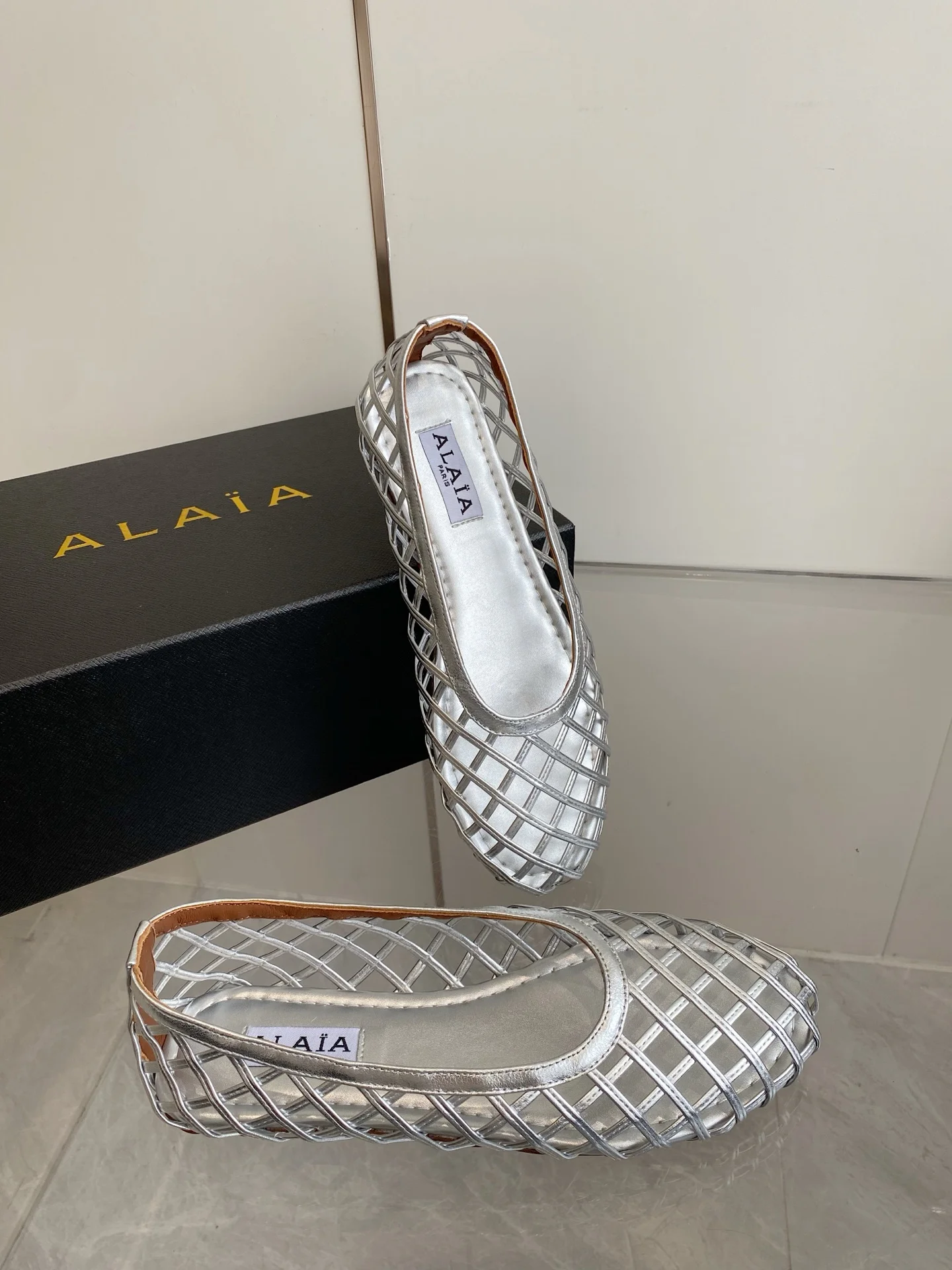 ALAIA Flats Woven Fabric Silver-Brown EU35-41 D1202609110502 - Image 7