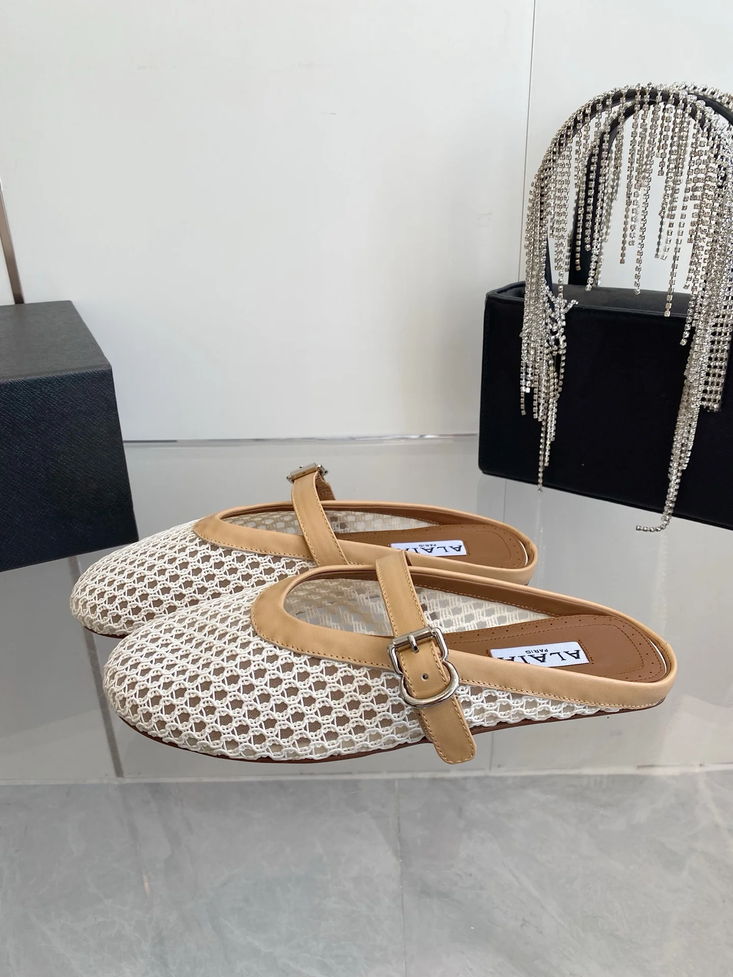 ALAIA Flats Woven Fabric White-Tan EU35-39 B10202609110496 - Image 2