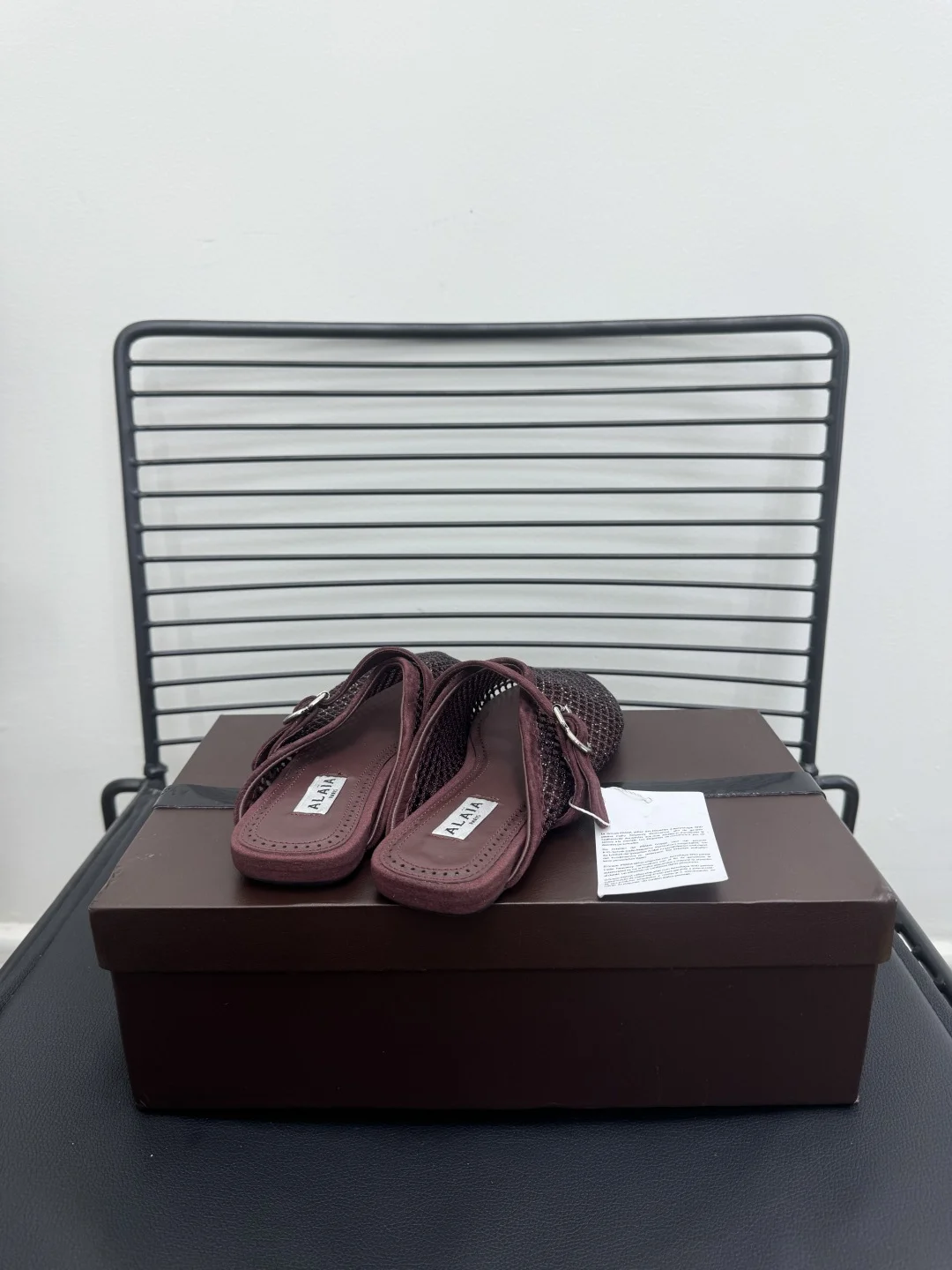 ALAIA Slides Cashmere Lambskin Burgundy EU35-42 B50202609110488 - Image 5