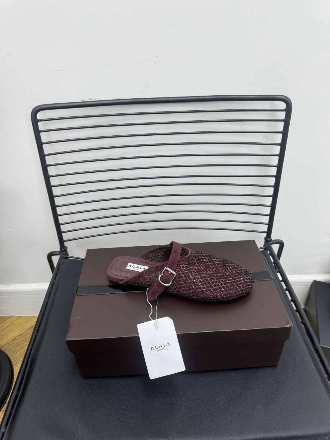ALAIA Slides Cashmere Lambskin Burgundy EU35-42 B50202609110488 - Image 8
