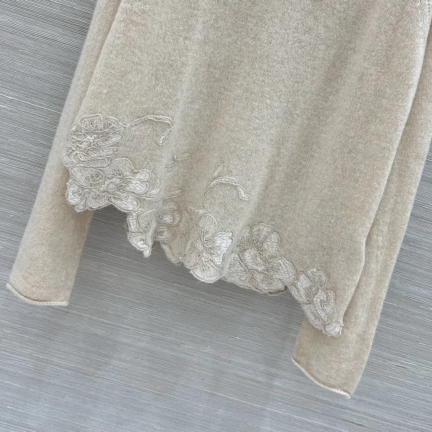 ALAIA Sweaters Cashmere Beige-White S-L D75202609061157 - Image 5