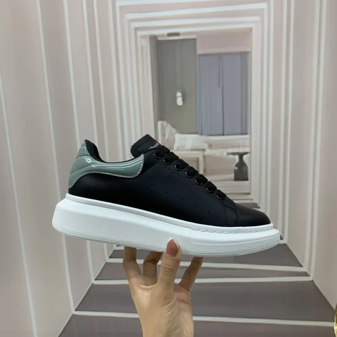 ALEXANDER MCQUEEN Sneakers Leather Black-White EU34-46 B60202609111942