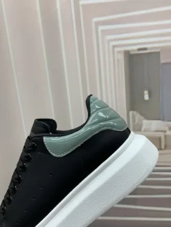 Alternative view of ALEXANDER MCQUEEN Sneakers Leather Black-White EU34-46 B60202609111942