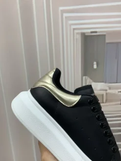 Alternative view of ALEXANDER MCQUEEN Sneakers Leather Black-White-Gold EU34-46 B60202609111935