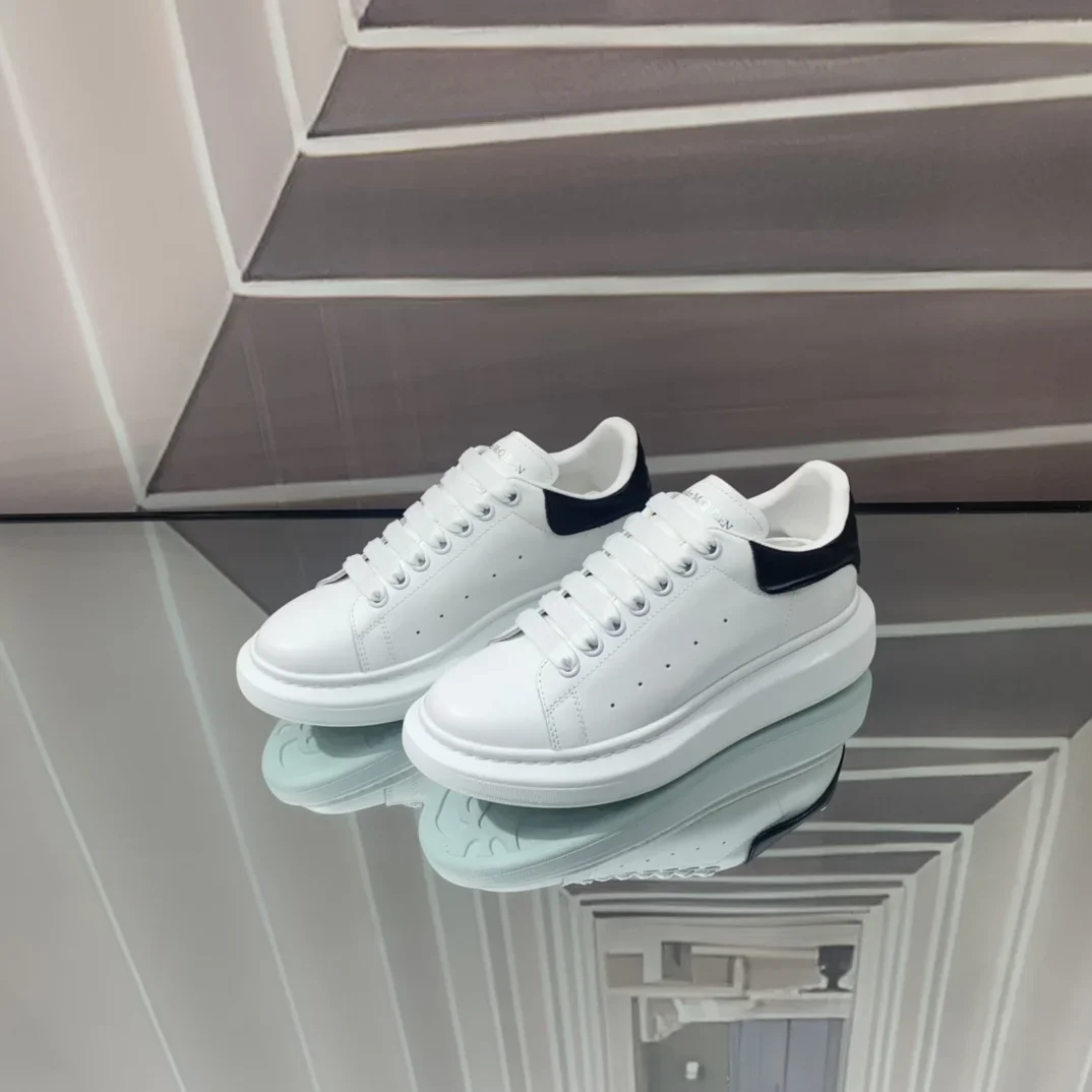 ALEXANDER MCQUEEN Sneakers Leather White-Black EU34-46 B60202609111944 - Image 5