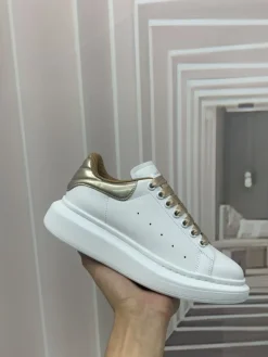 Alternative view of ALEXANDER MCQUEEN Sneakers White-Gold B60202609111946