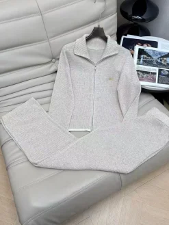 AMI Sweaters Gray-Gold S-L D10202609063173