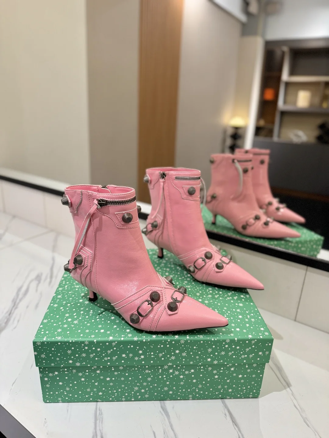 BALENCIAGA Booties Calf Leather Pink-Gray D90202609111409
