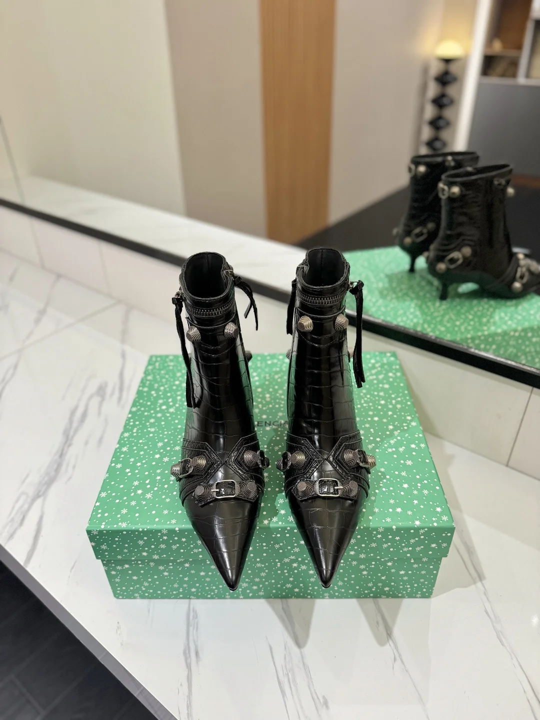 BALENCIAGA Booties Leather Black-Silver D90202609111412 - Image 3
