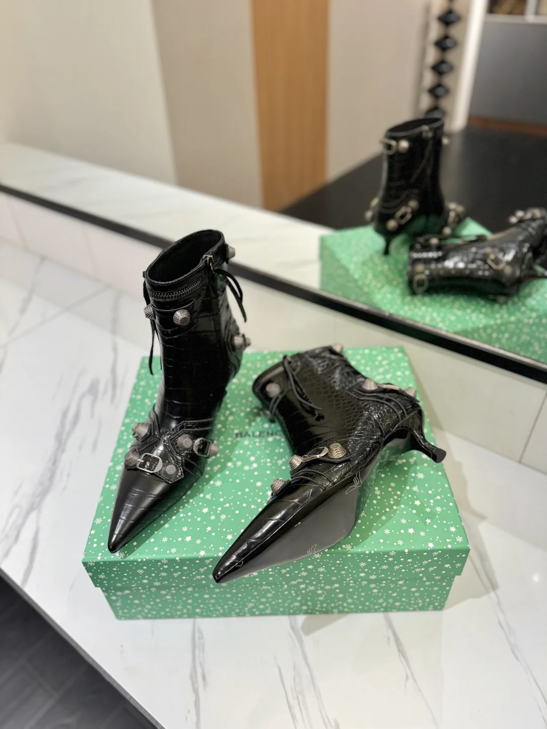 BALENCIAGA Booties Leather Black-Silver D90202609111412 - Image 5