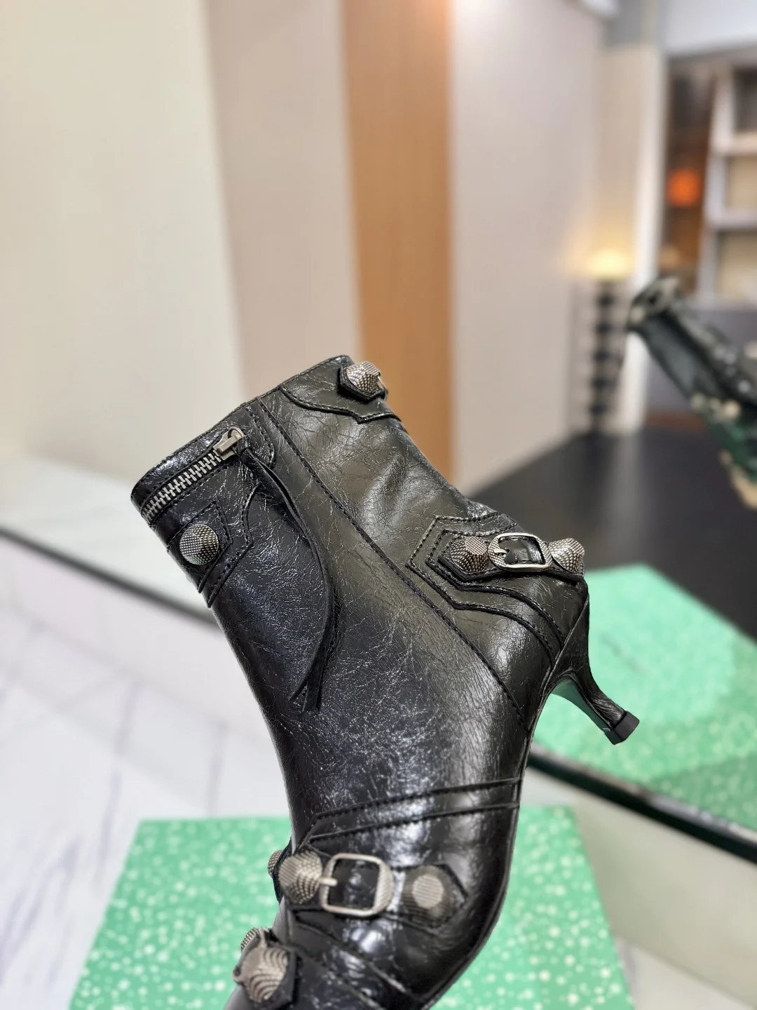 BALENCIAGA Booties Leather Black-Silver D90202609111414 - Image 8