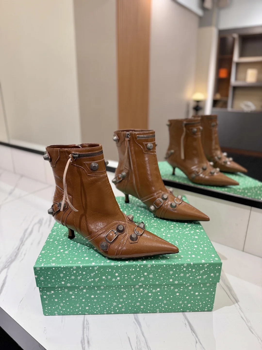 BALENCIAGA Booties Leather Brown-Silver D90202609111413