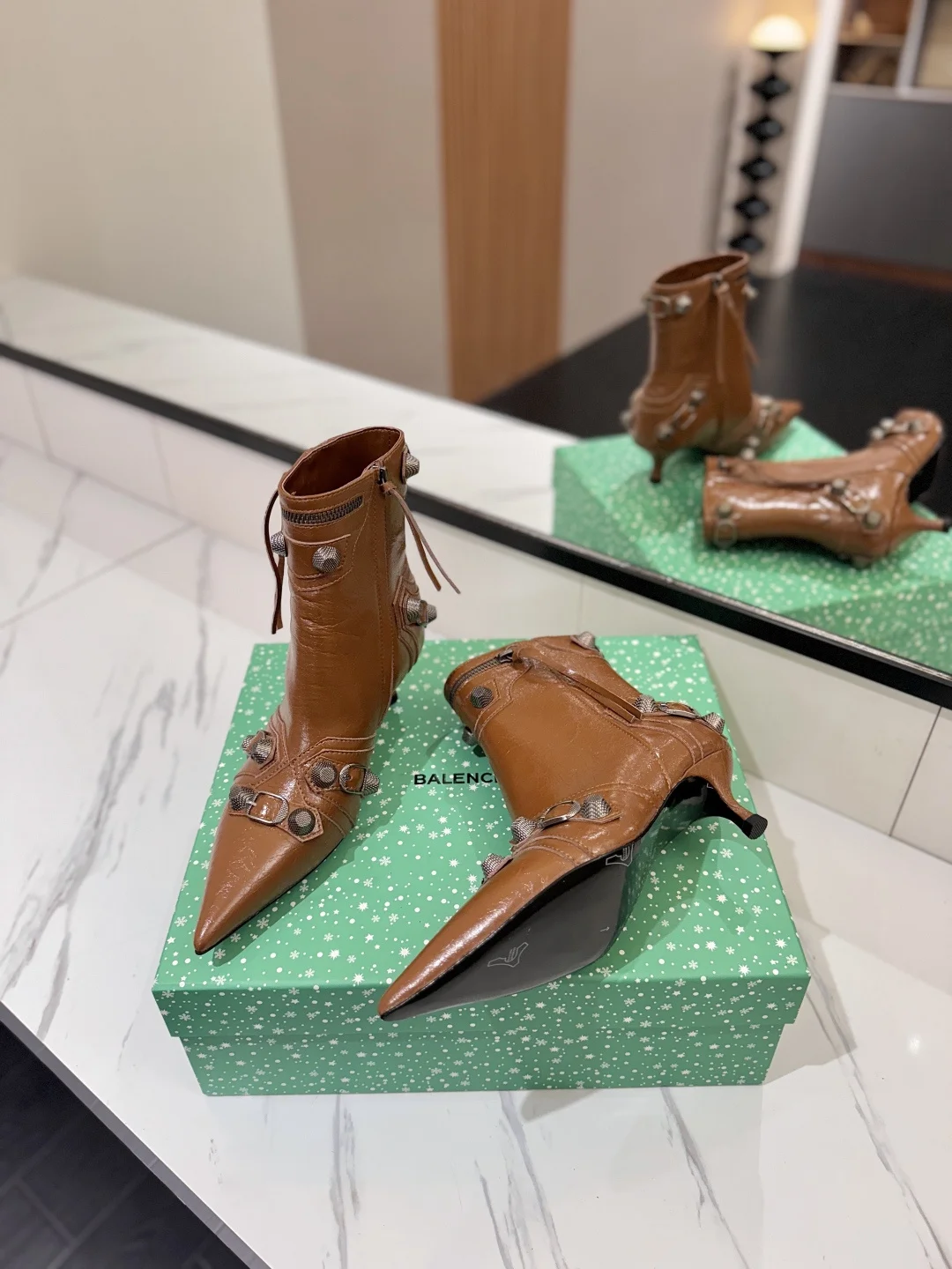 BALENCIAGA Booties Leather Brown-Silver D90202609111413 - Image 5