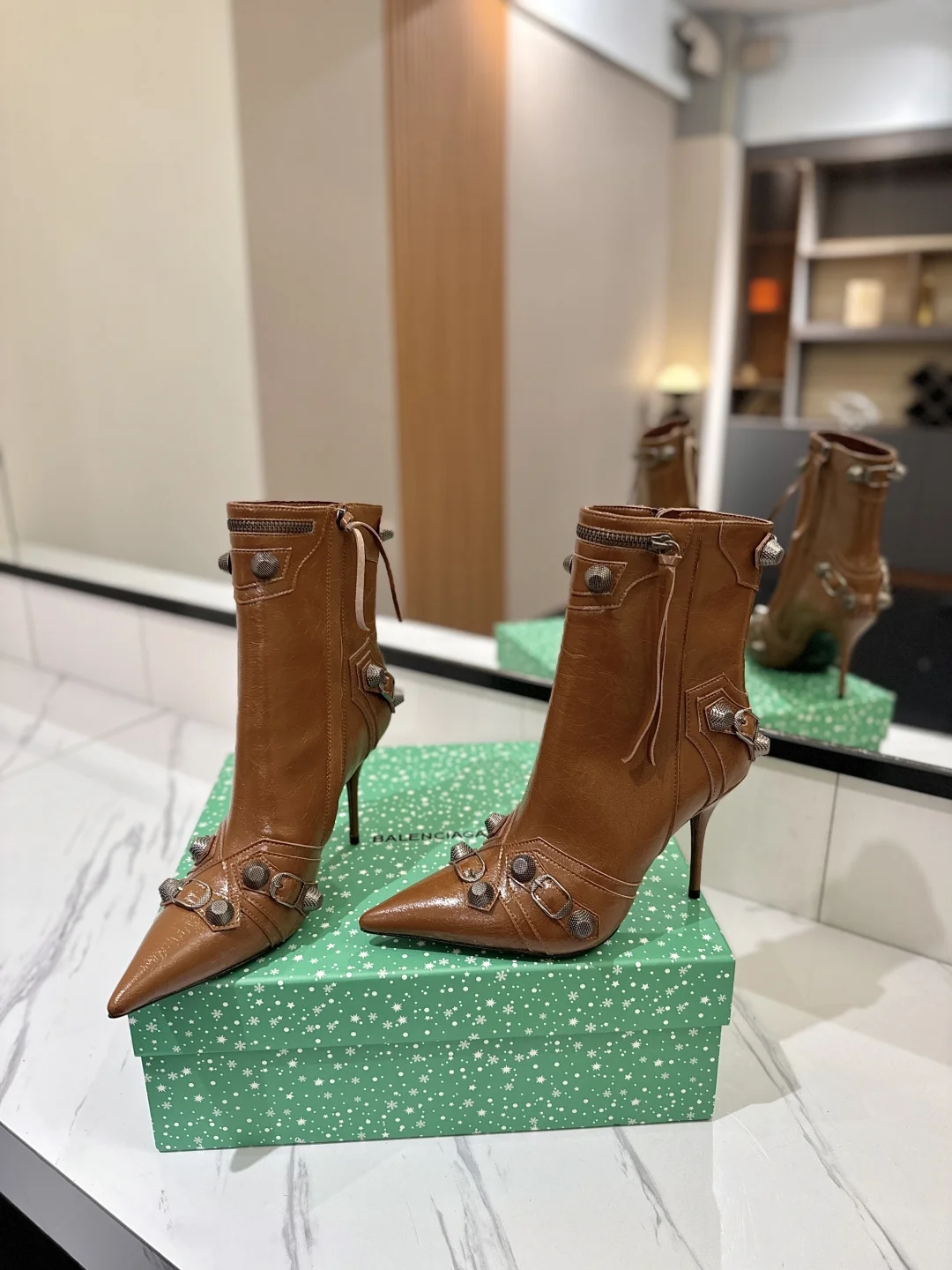 BALENCIAGA Booties Leather Brown-Silver D90202609111418 - Image 6
