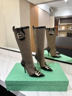 BALENCIAGA Boots Calf Leather Brown-Black E90202609111443