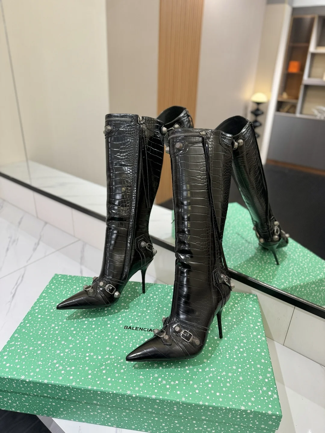 BALENCIAGA Boots Leather Black E70202609111431 - Image 5