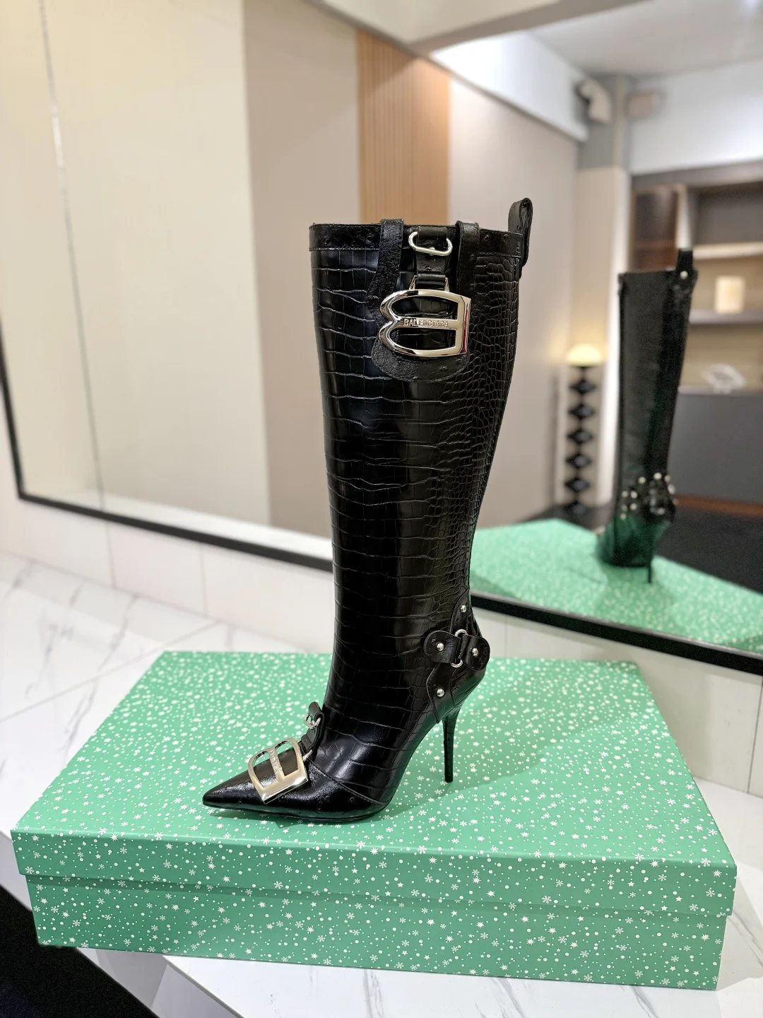 BALENCIAGA Boots Leather Black-Silver E90202609111442 - Image 4