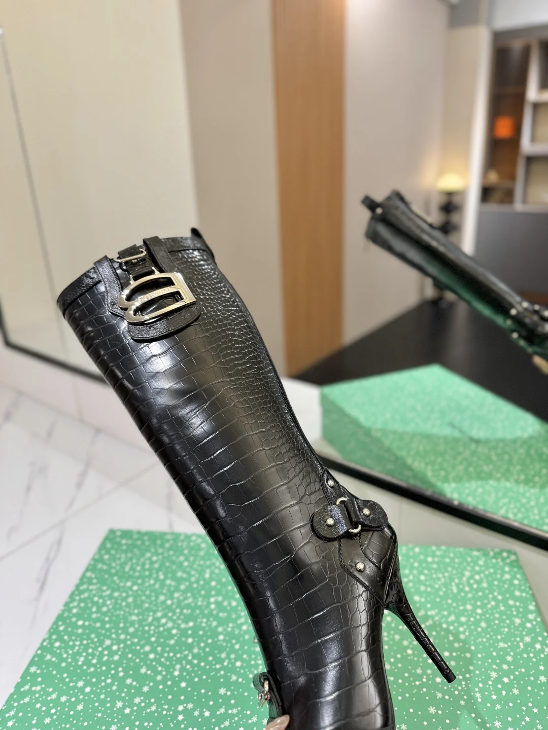 BALENCIAGA Boots Leather Black-Silver E90202609111442 - Image 8