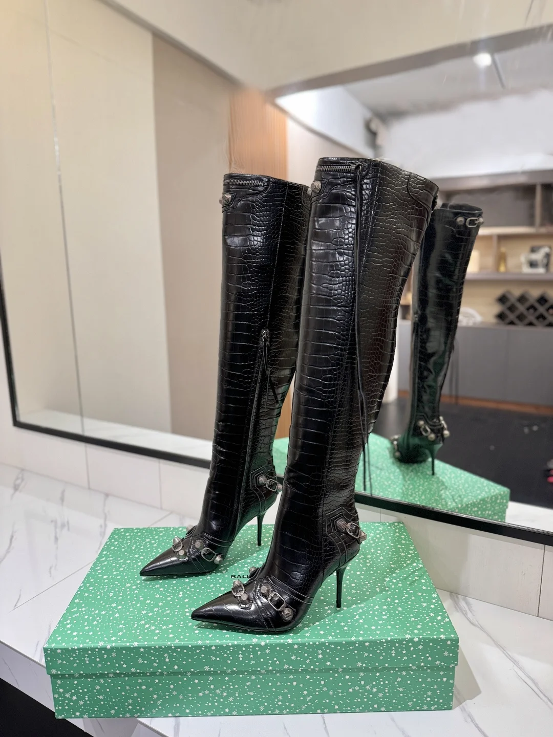 BALENCIAGA Boots Leather Black-Silver F90202609111433 - Image 2