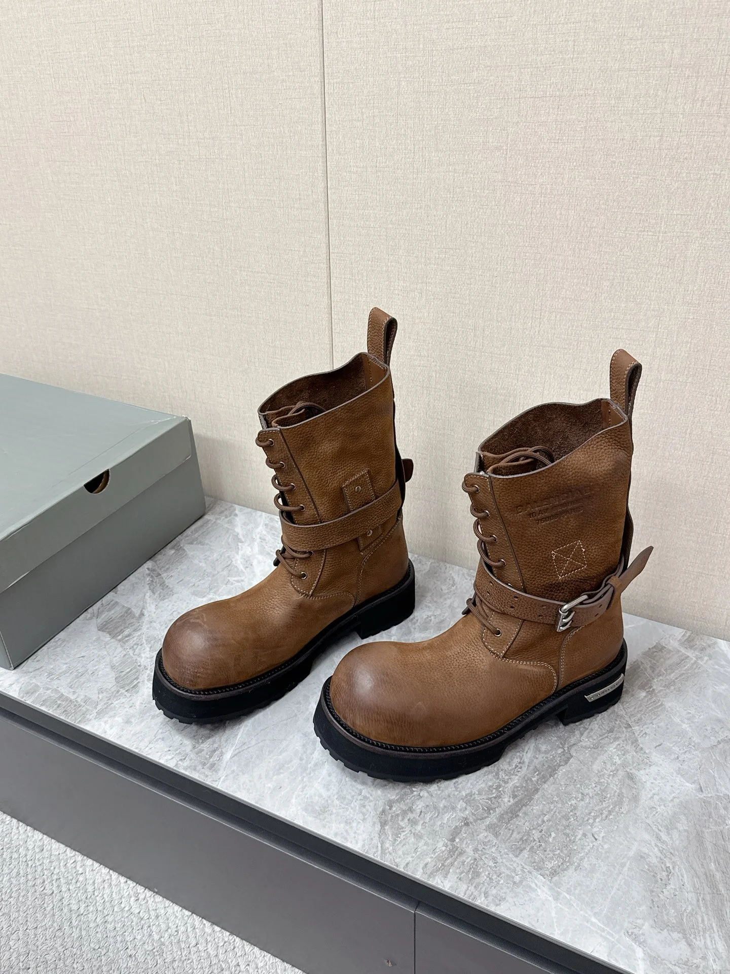 BALENCIAGA Boots Leather Brown-Black EU35-45 D90202609111372 - Image 2