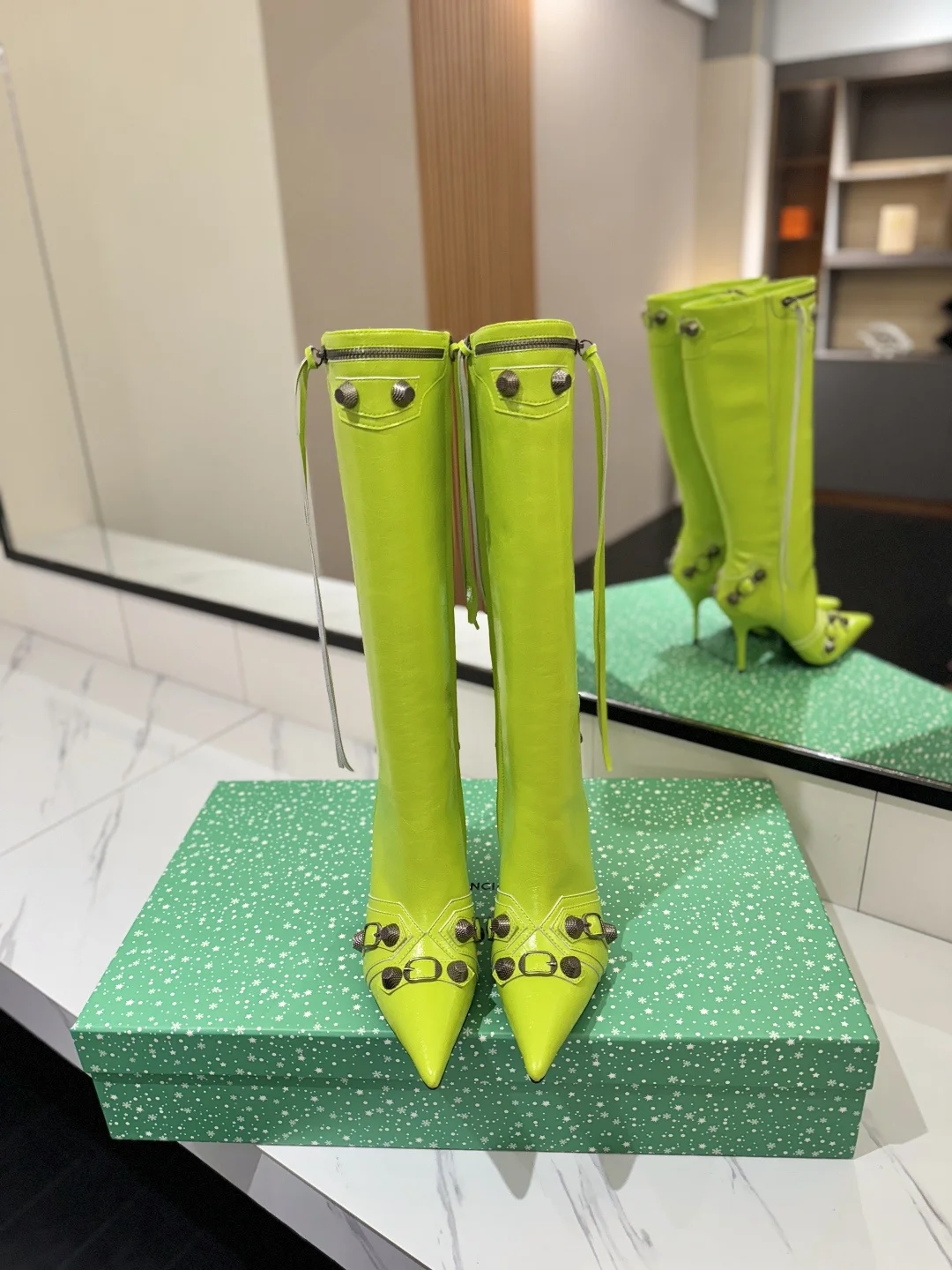 BALENCIAGA Boots Leather Lime-Silver E70202609111424 - Image 3