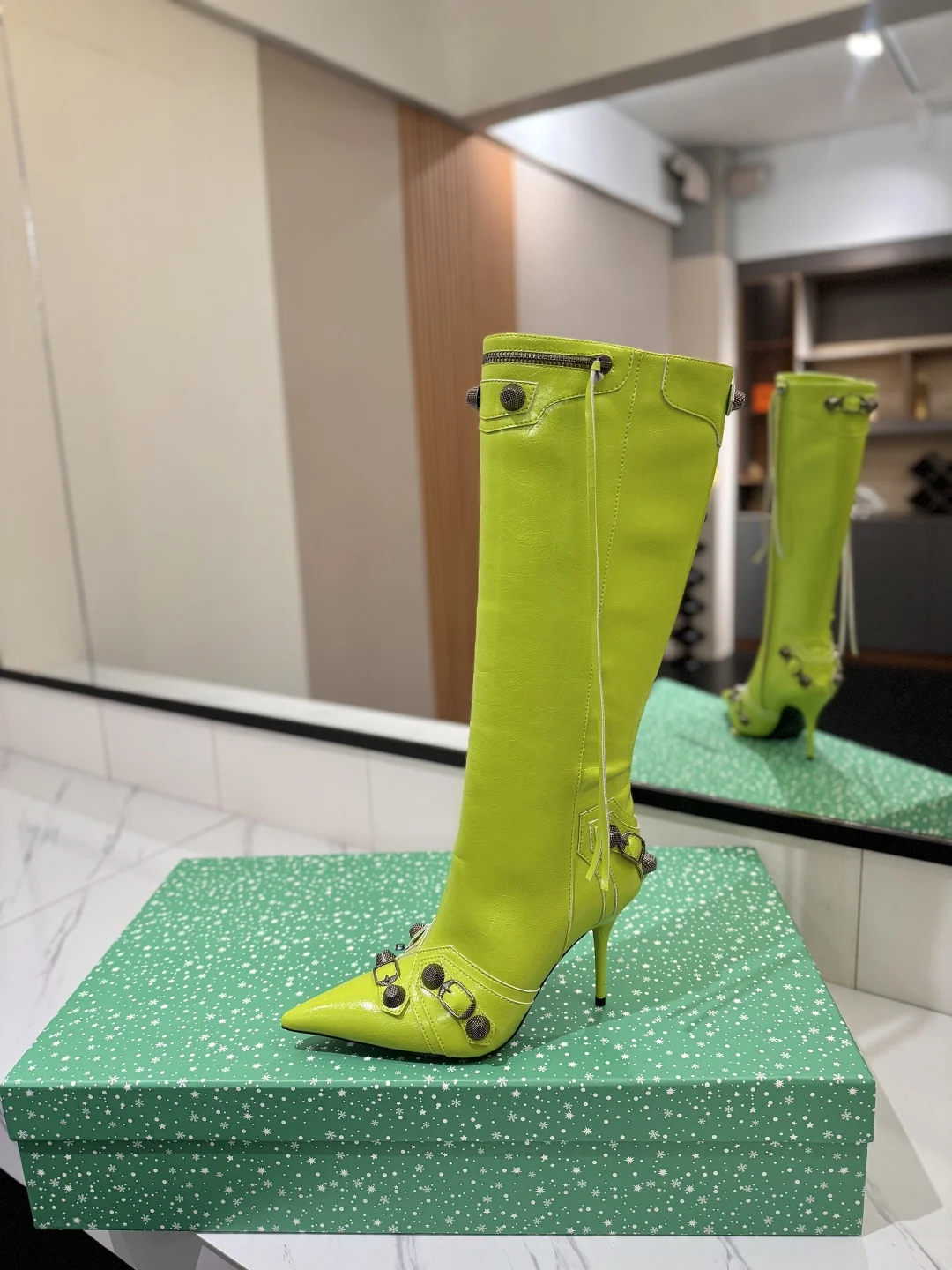 BALENCIAGA Boots Leather Lime-Silver E70202609111424 - Image 4
