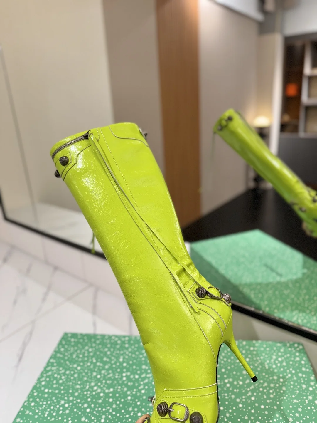 BALENCIAGA Boots Leather Lime-Silver E70202609111424 - Image 8
