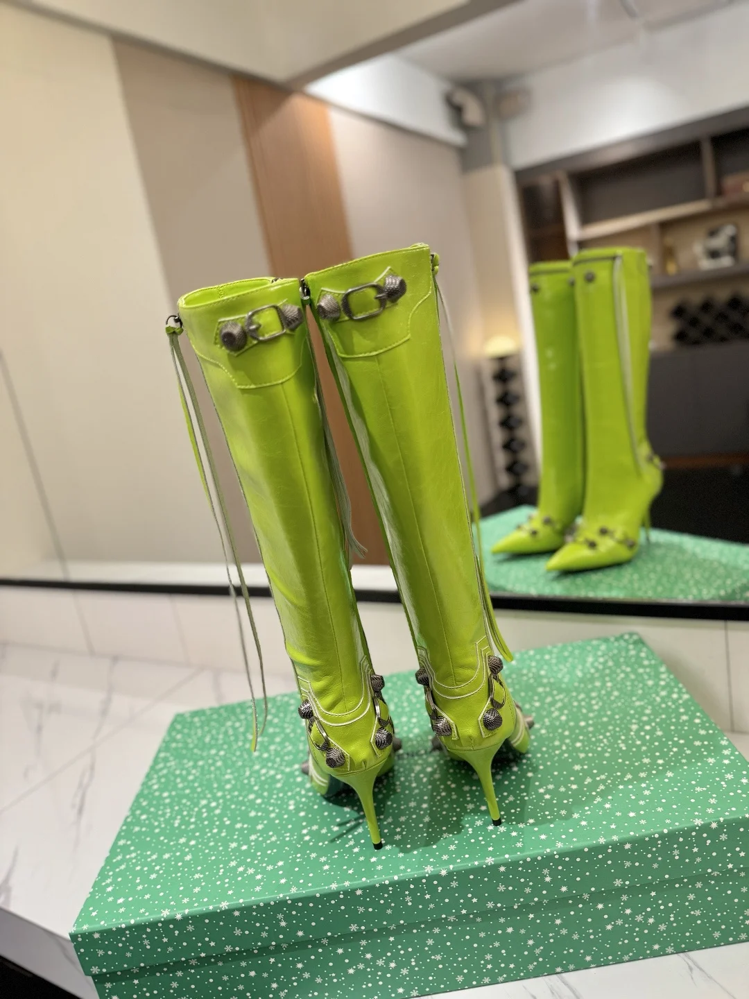 BALENCIAGA Boots Leather Lime-Silver E70202609111424 - Image 9
