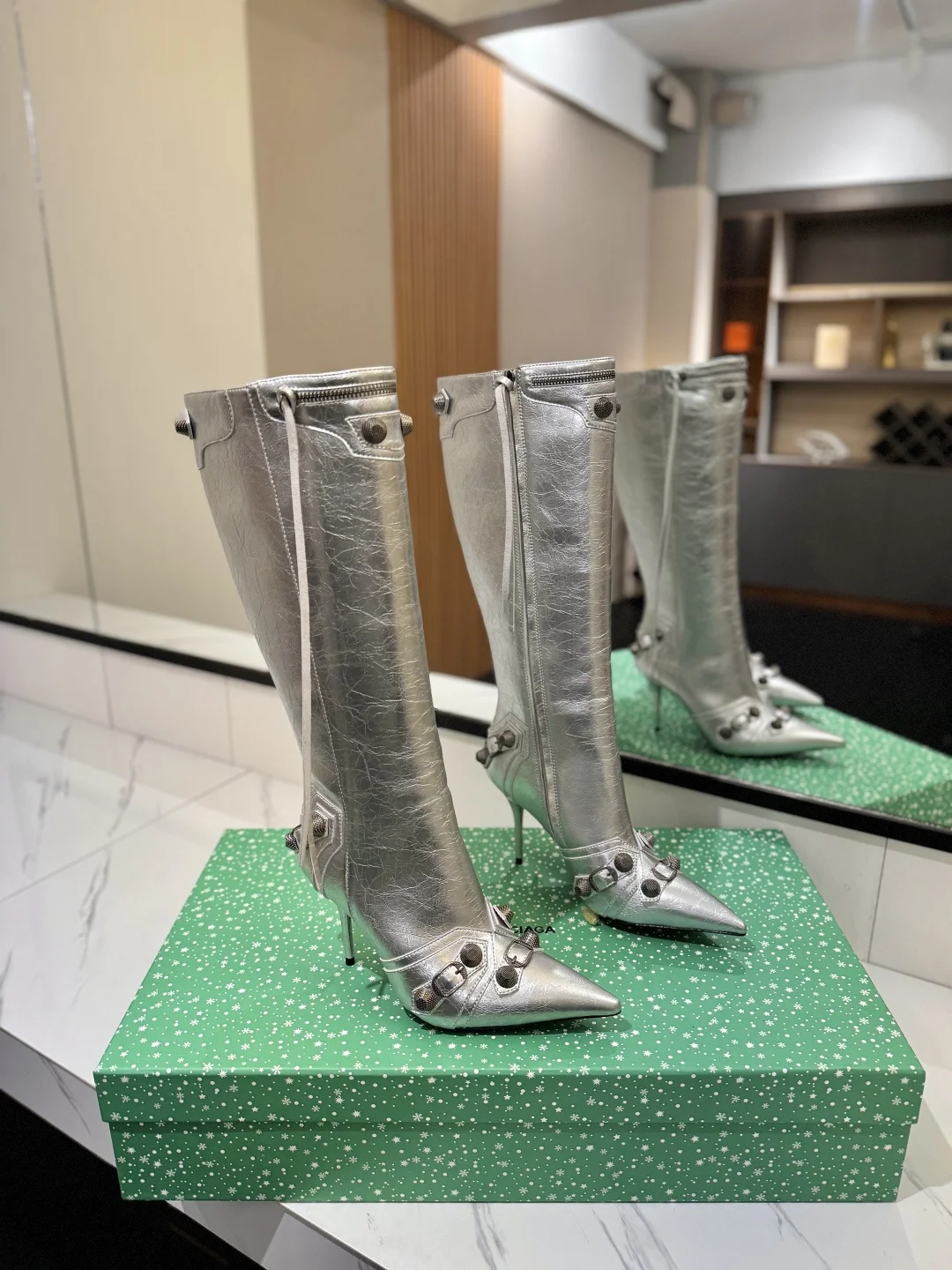 BALENCIAGA Boots Leather Silver-Gray E70202609111427