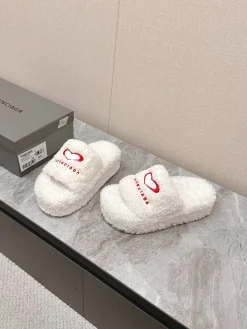 Alternative view of BALENCIAGA Slides Cotton Rubber White-Red EU35-45 B00202609111365