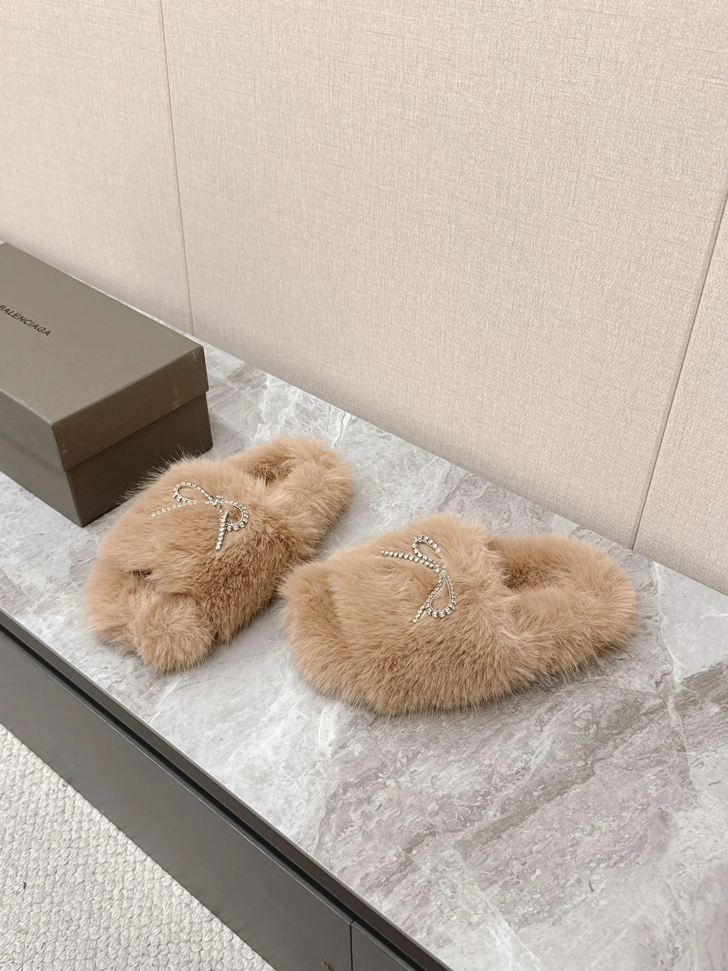 BALENCIAGA Slippers Faux Fur Brown-Silver EU35-40 B20202609111387 - Image 2
