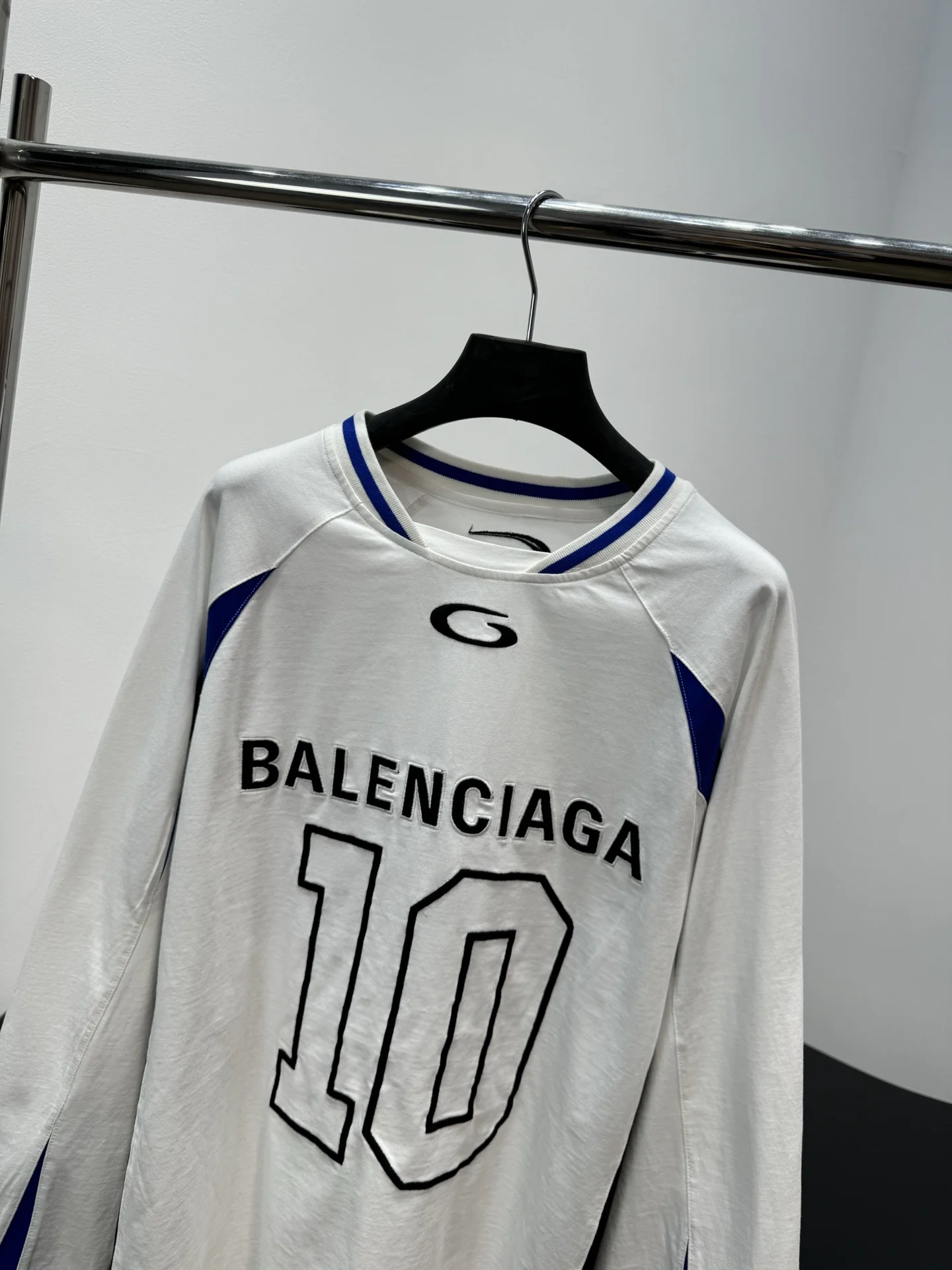 BALENCIAGA T-shirts Jersey White-Blue S-L B20202609060339 - Image 2