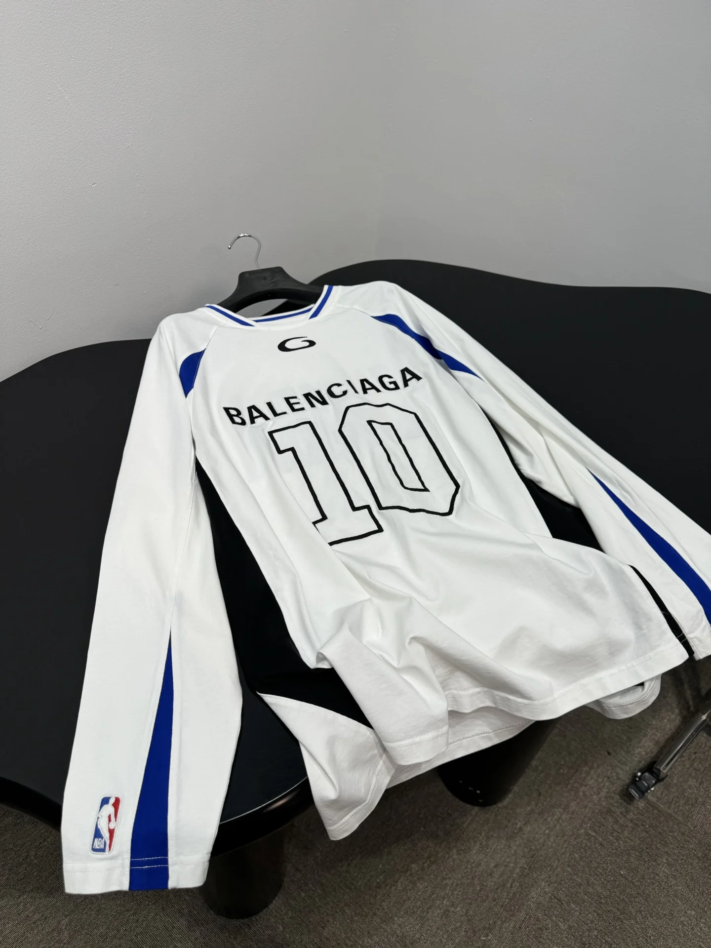 BALENCIAGA T-shirts Jersey White-Blue S-L B20202609060339 - Image 6