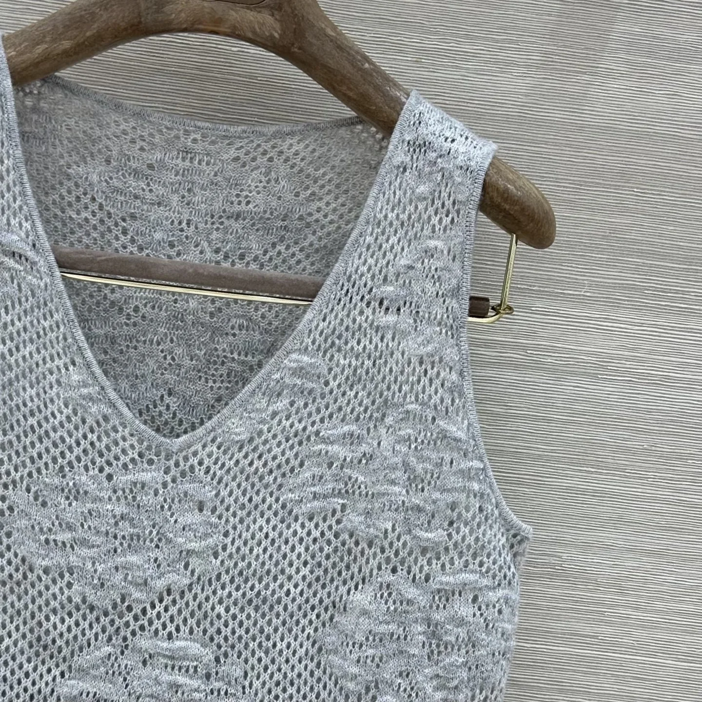 BALENCIAGA Vests Alpaca Silk Grey S-L A75202609062048 - Image 4