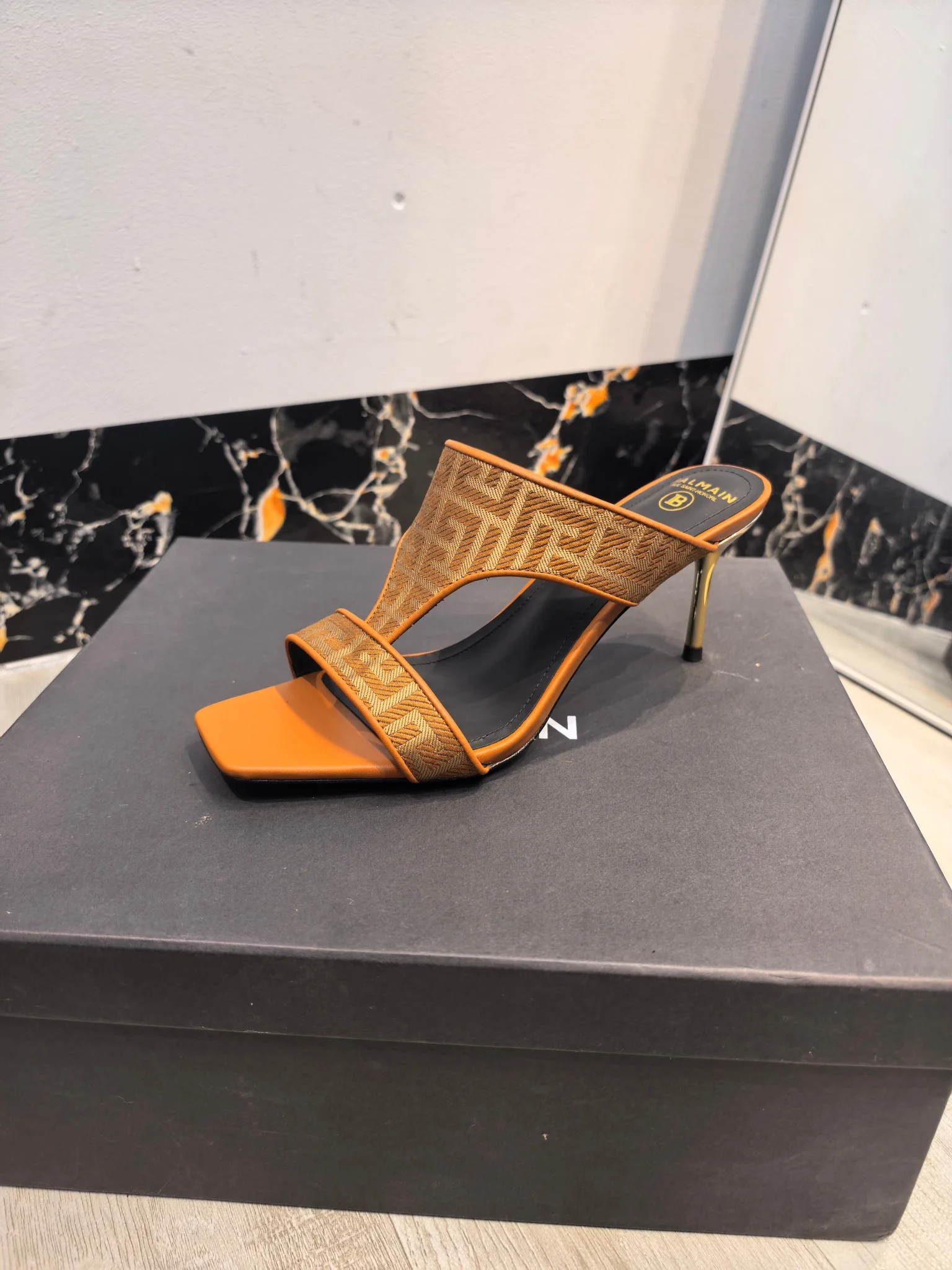 BALMAIN Mules Brown-Orange B60202609110176 - Image 9